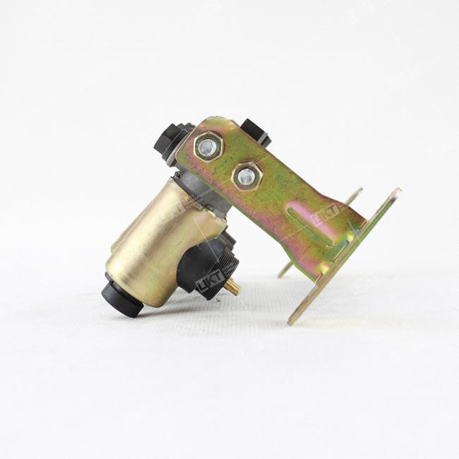 Фото: 37ZB7E-54040 Блок четырех электропневмоклапанов 37ZB7E-54040