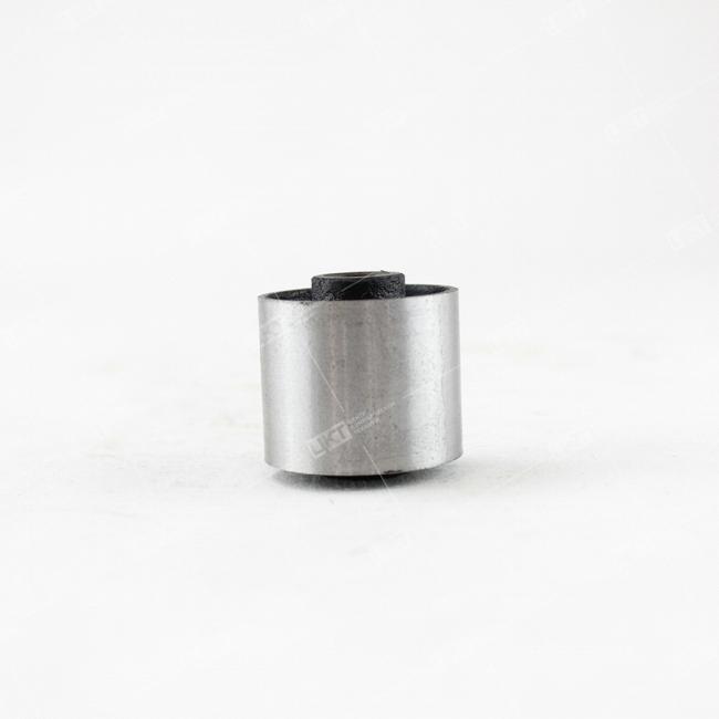 Фото: 5001145-C0100 Резиновая втулка нижнего кронштейна задней подвески кабины 5001145-C0100