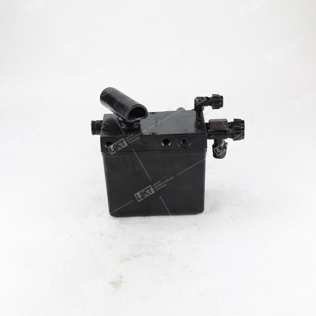 Фото: 5005020-C0300 Насос подъема кабины ручной  5005020-C0300