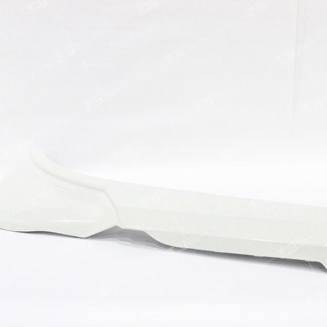 Фото: 8403432-C0100 Крыло (брызговик) правого колеса верхнее (самосвал) (белый) 8403432-C0100