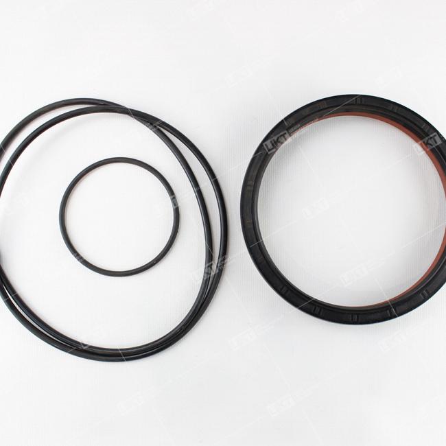 Фото: 99012340094/93 Манжета ступицы (задний и средний мост) 99012340094/93