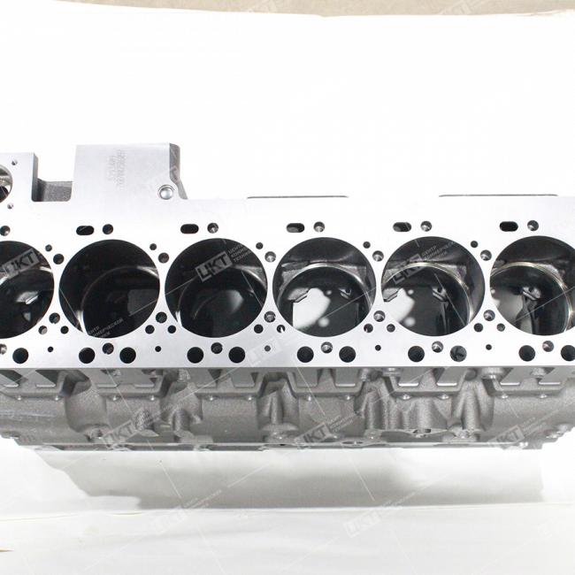Фото: C4946370 Блок цилиндров (ISLe) 5260555/5293406/5293409 C4946370