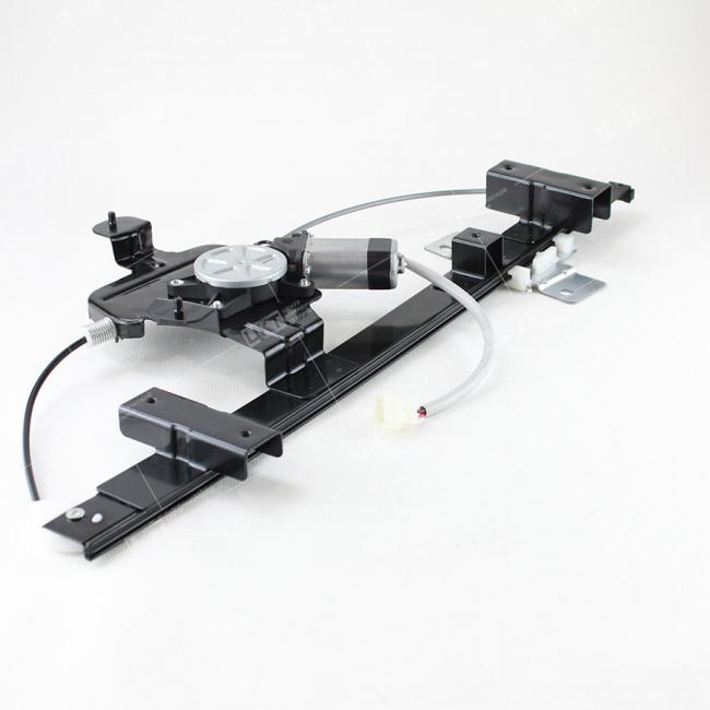 Фото: DZ14251330031 Стеклоподъемник левой двери (с электроприводом) DZ14251330031