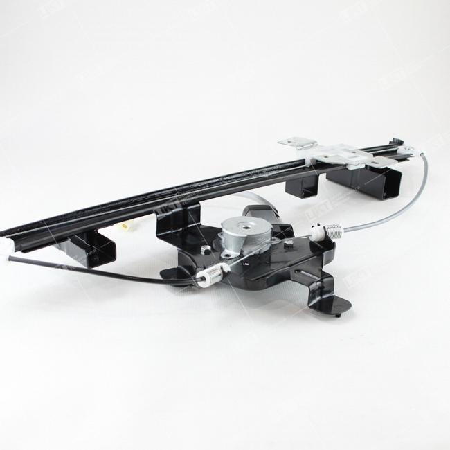 Фото: DZ14251330031 Стеклоподъемник левой двери (с электроприводом) DZ14251330031