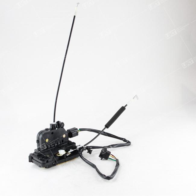 Фото: DZ14251340066 Замок двери правый (механизм) Х5000 DZ14251340066