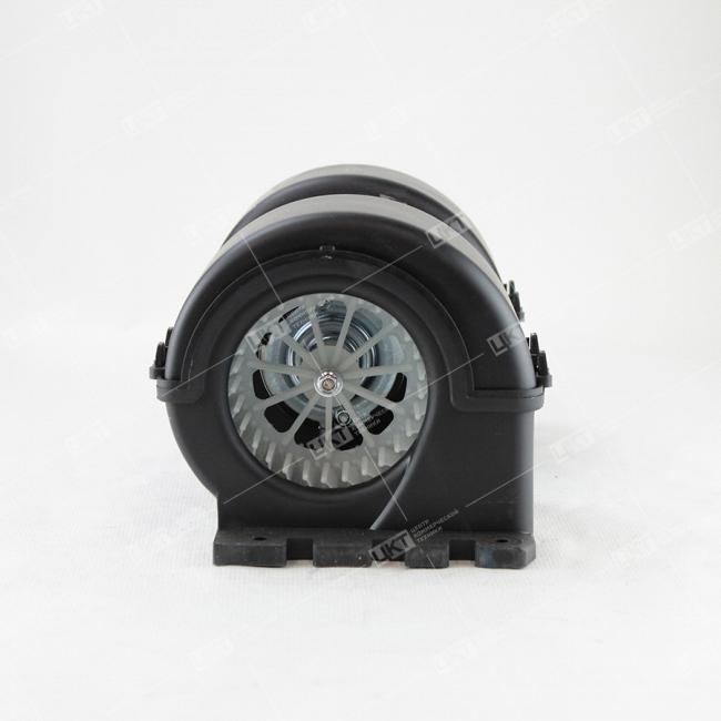 Фото: DZ14251841103 Мотор отопителя X3000 DZ14251841103