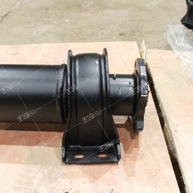 Фото: DZ92189315093 Вал карданный (с промопорой 8х4, второй) DZ92189315093