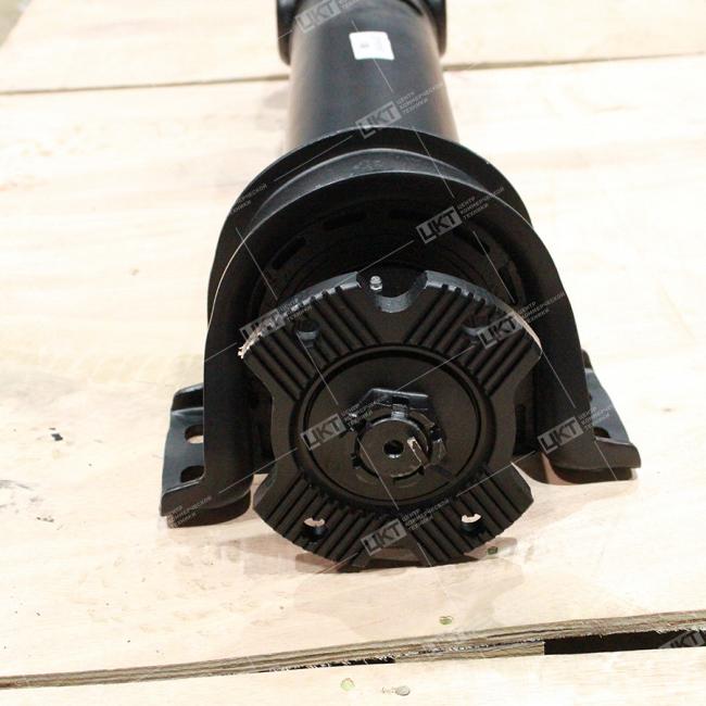 Фото: DZ92189315093 Вал карданный (с промопорой 8х4, второй) DZ92189315093