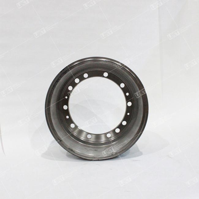 Фото: DZ95009440016 Барабан тормозной передний 6х6 DZ95009440016