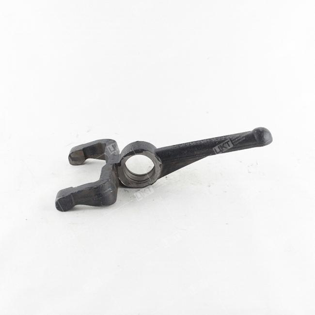 Фото: JS180-1601021-5 Вилка выключения сцепления (широкая) JS180-1601021-5