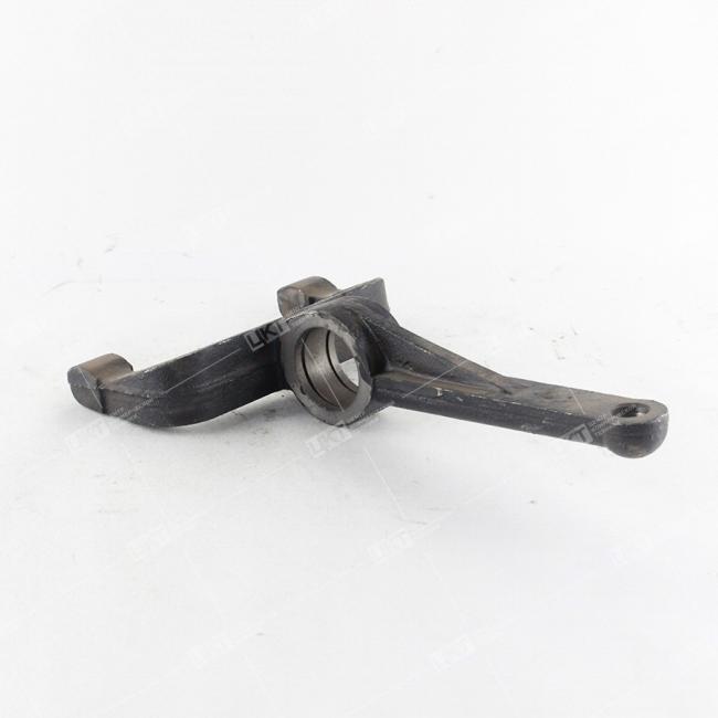 Фото: JS180-1601021-5 Вилка выключения сцепления (широкая) JS180-1601021-5