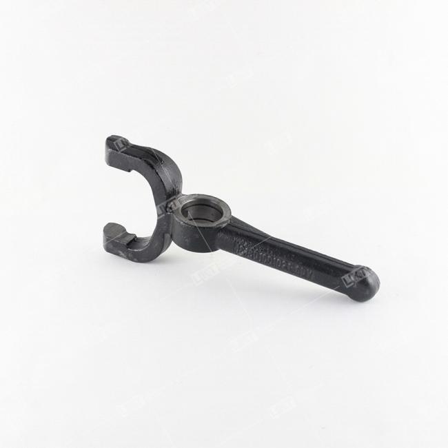 Фото: JS180-1601021-6 Вилка подшипника сцепления (12JS160T,12JS200T) SH F3000 JS180-1601021-6