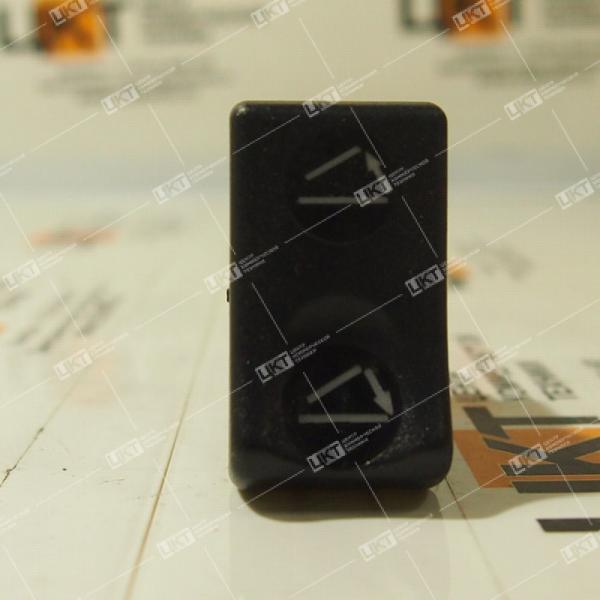 3750120-C0100 Клавиша подъема самосвальной платформы 3750120-C0100